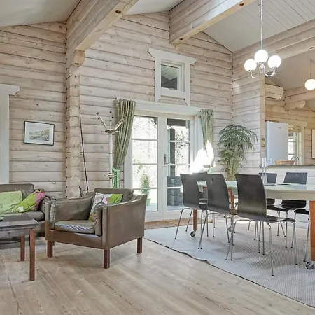 6 Person In Tatil Evi